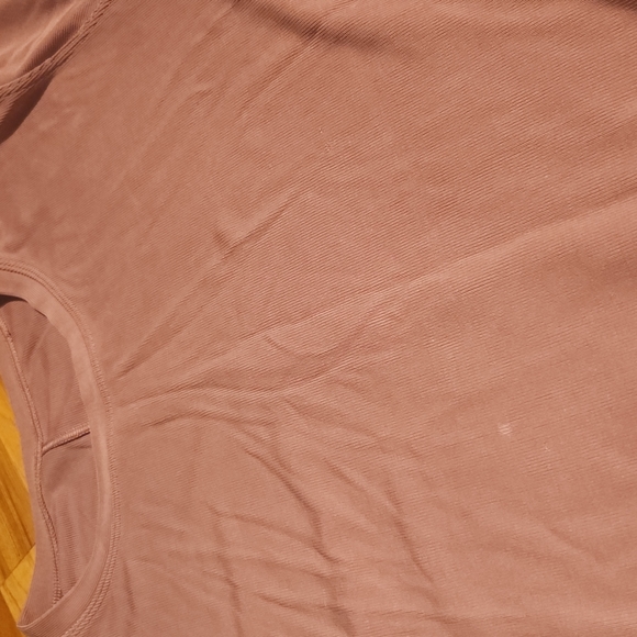 Lululemon Long Sleeve - 6 - Picture 3 of 5